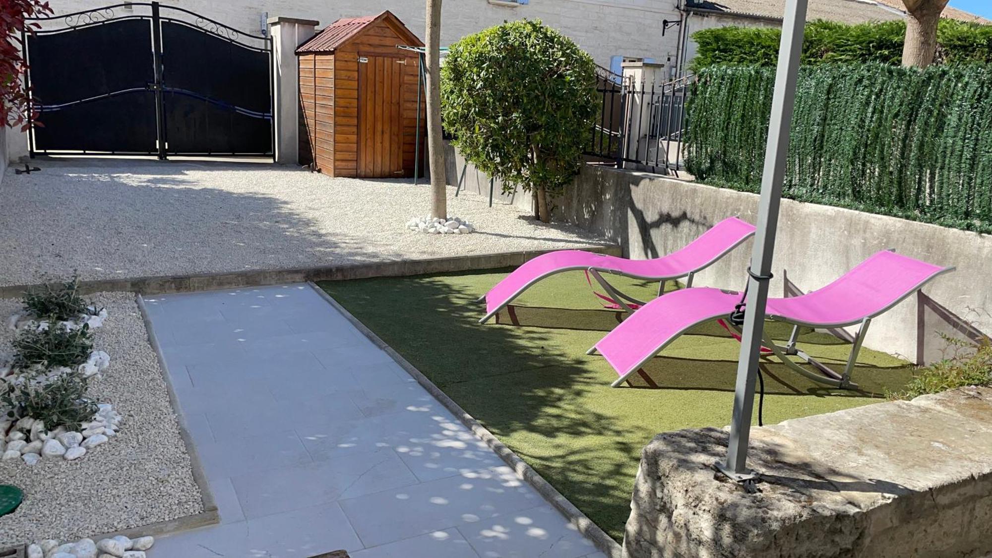 Maison Tendance Avec Jardin, Centre Village, Alpilles, Familles Eyragues Esterno foto